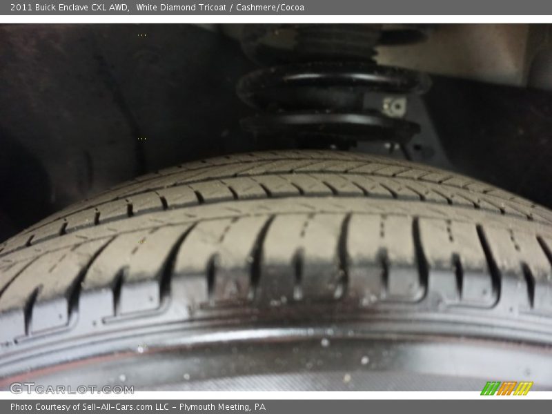 White Diamond Tricoat / Cashmere/Cocoa 2011 Buick Enclave CXL AWD