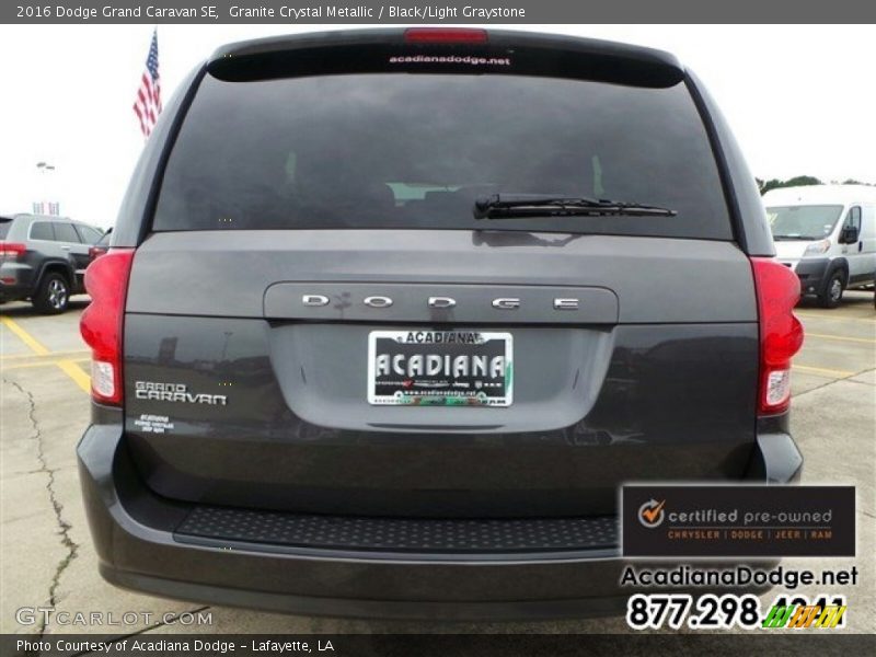 Granite Crystal Metallic / Black/Light Graystone 2016 Dodge Grand Caravan SE