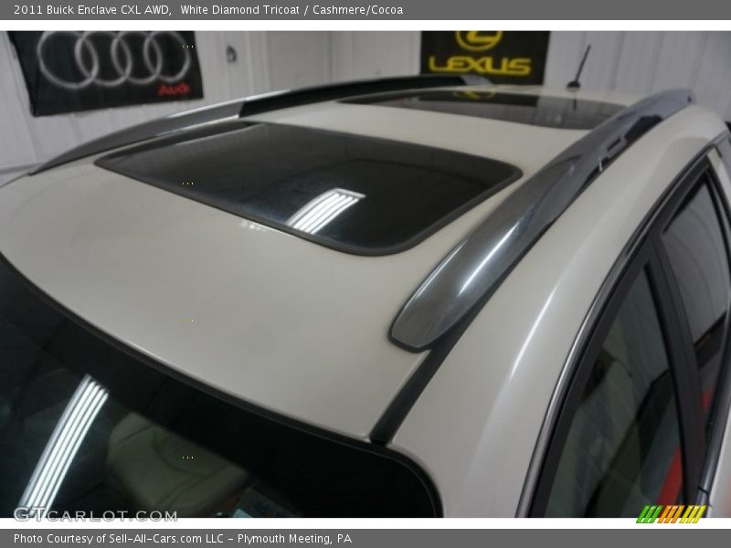 White Diamond Tricoat / Cashmere/Cocoa 2011 Buick Enclave CXL AWD