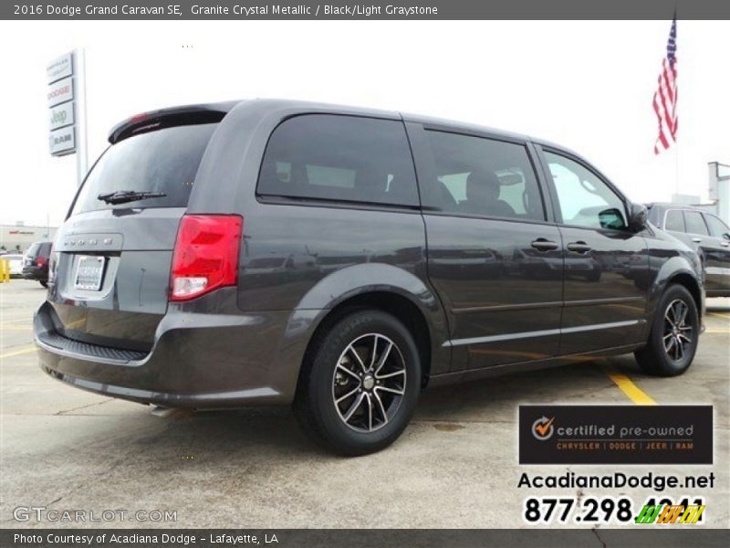 Granite Crystal Metallic / Black/Light Graystone 2016 Dodge Grand Caravan SE