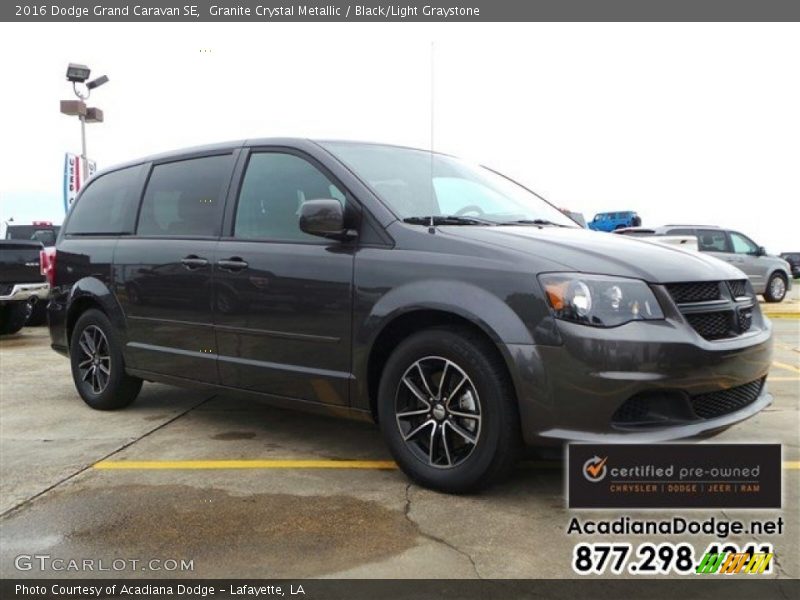 Granite Crystal Metallic / Black/Light Graystone 2016 Dodge Grand Caravan SE