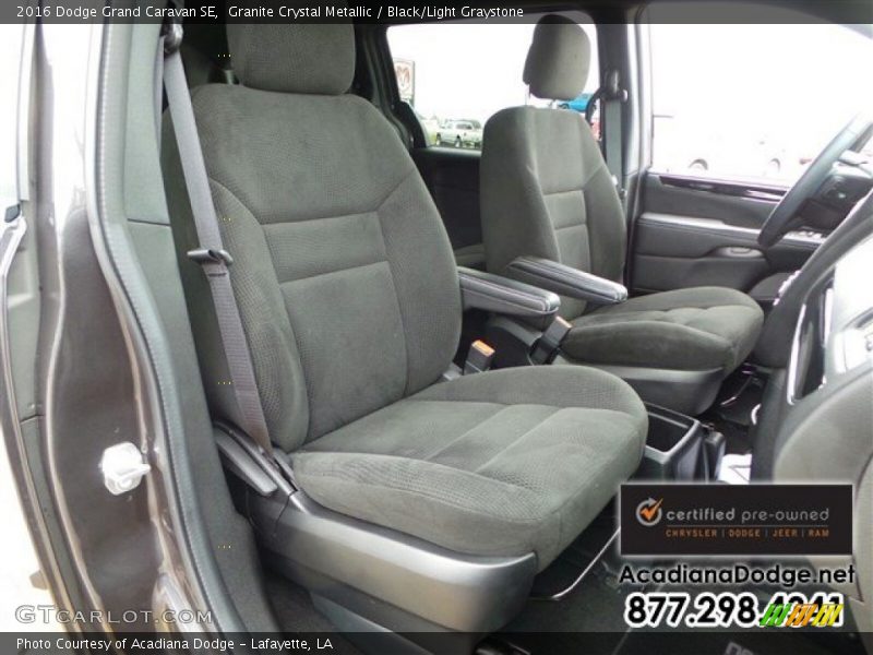 Granite Crystal Metallic / Black/Light Graystone 2016 Dodge Grand Caravan SE