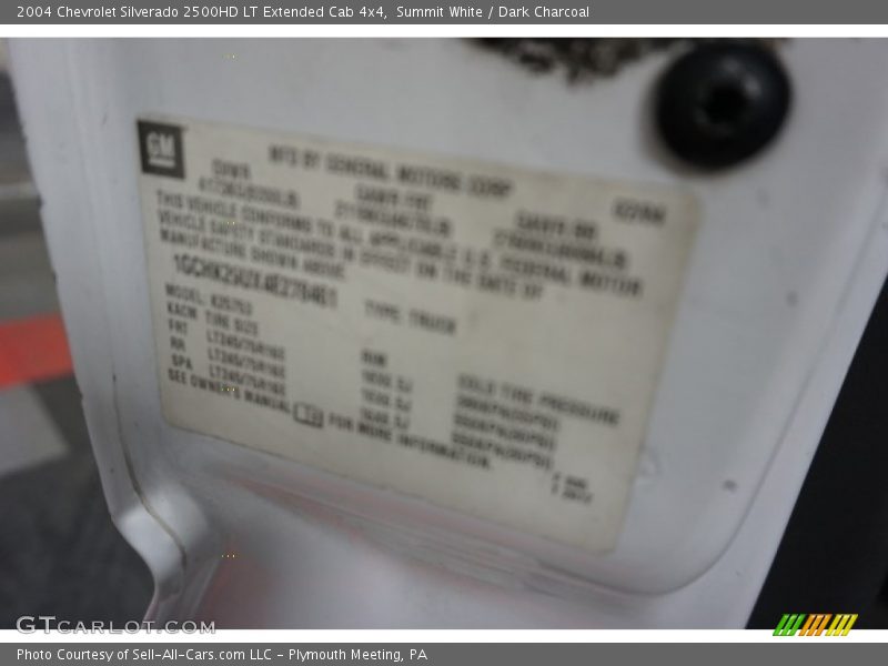 Summit White / Dark Charcoal 2004 Chevrolet Silverado 2500HD LT Extended Cab 4x4