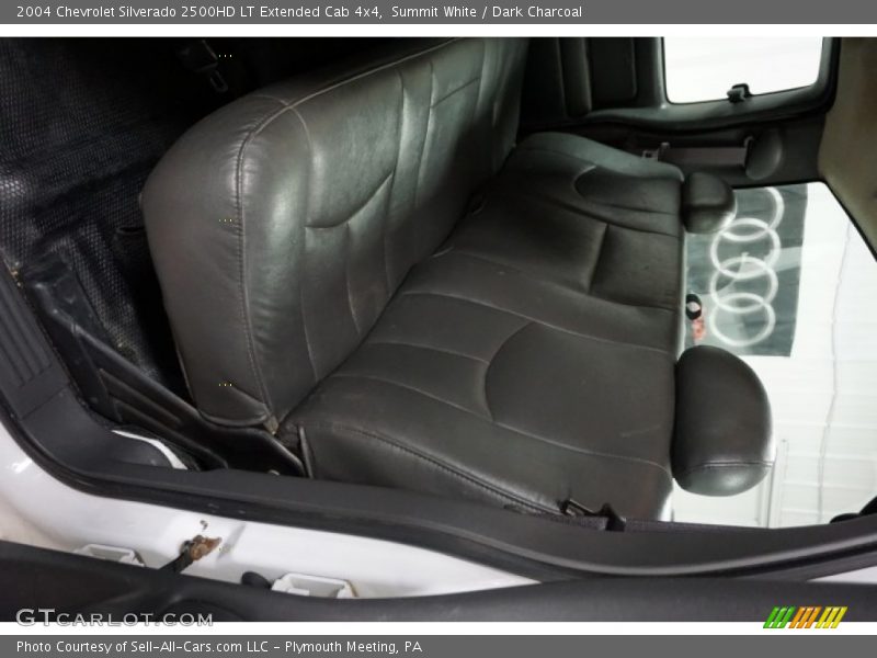 Summit White / Dark Charcoal 2004 Chevrolet Silverado 2500HD LT Extended Cab 4x4
