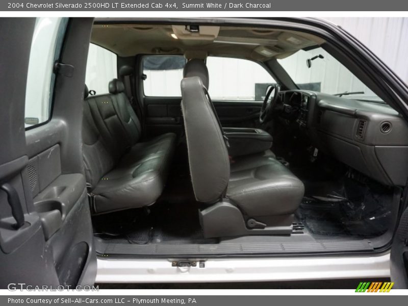 Summit White / Dark Charcoal 2004 Chevrolet Silverado 2500HD LT Extended Cab 4x4