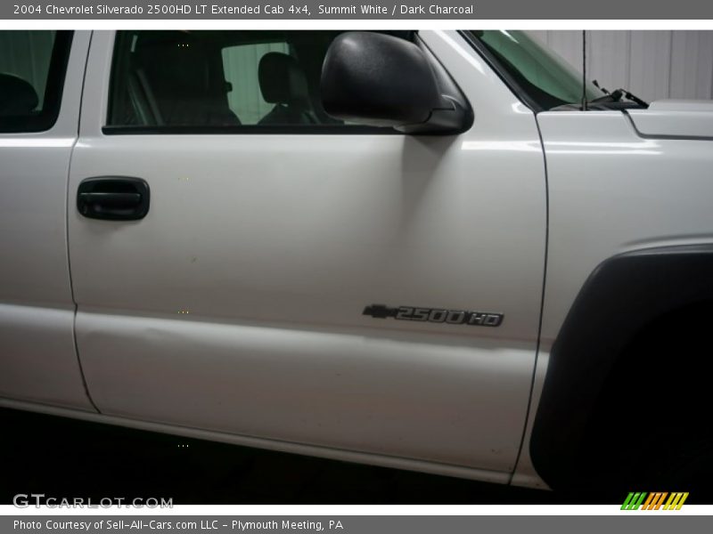 Summit White / Dark Charcoal 2004 Chevrolet Silverado 2500HD LT Extended Cab 4x4