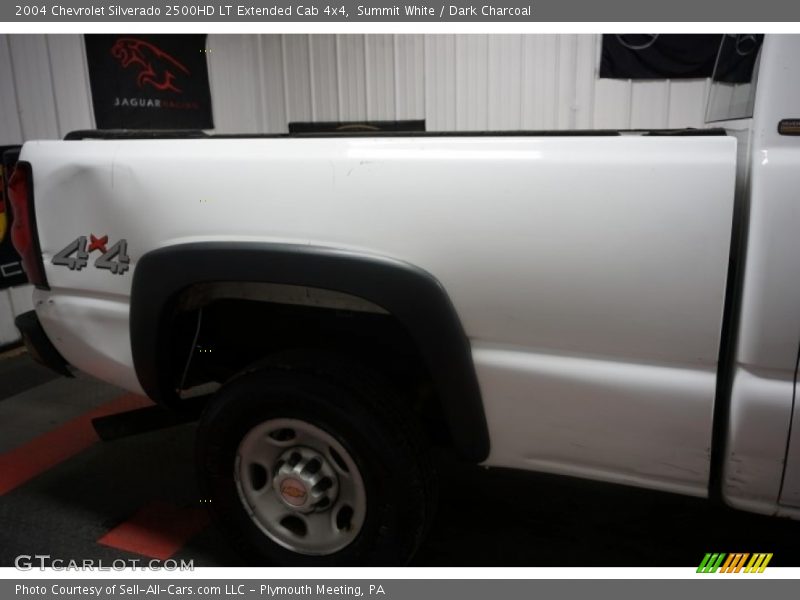Summit White / Dark Charcoal 2004 Chevrolet Silverado 2500HD LT Extended Cab 4x4