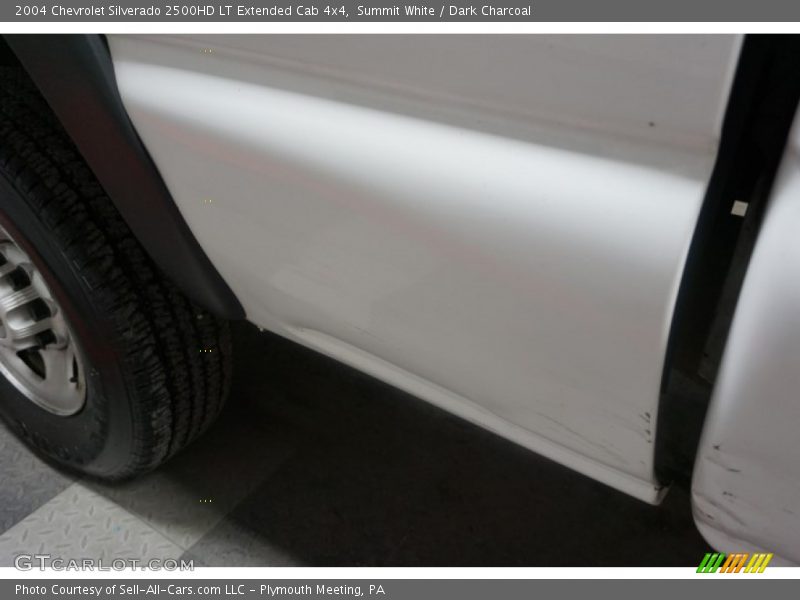 Summit White / Dark Charcoal 2004 Chevrolet Silverado 2500HD LT Extended Cab 4x4