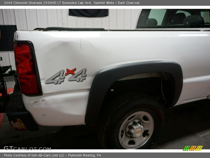 Summit White / Dark Charcoal 2004 Chevrolet Silverado 2500HD LT Extended Cab 4x4