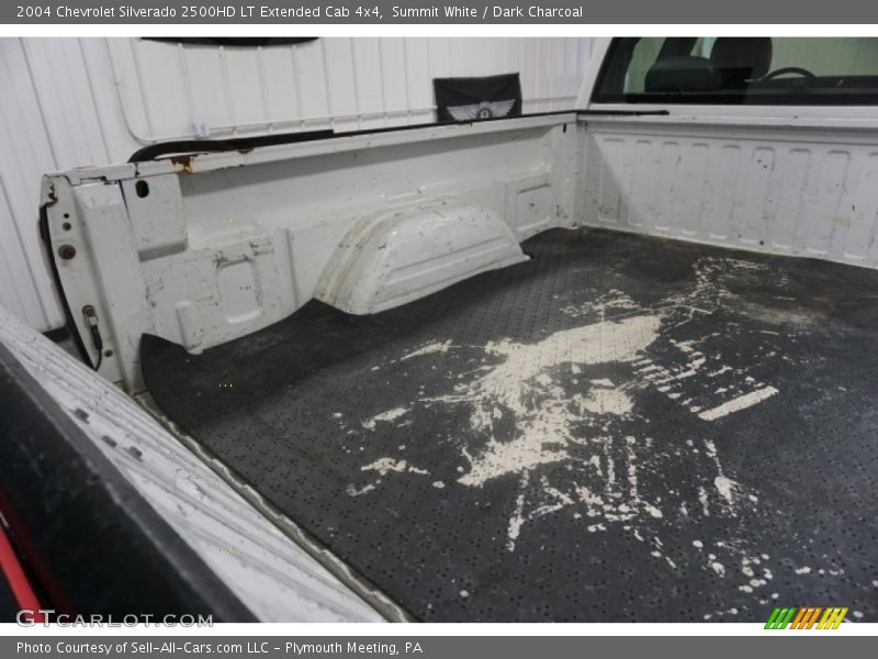 Summit White / Dark Charcoal 2004 Chevrolet Silverado 2500HD LT Extended Cab 4x4