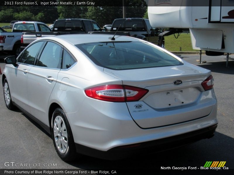 Ingot Silver Metallic / Earth Gray 2013 Ford Fusion S