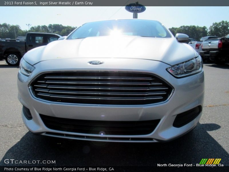 Ingot Silver Metallic / Earth Gray 2013 Ford Fusion S