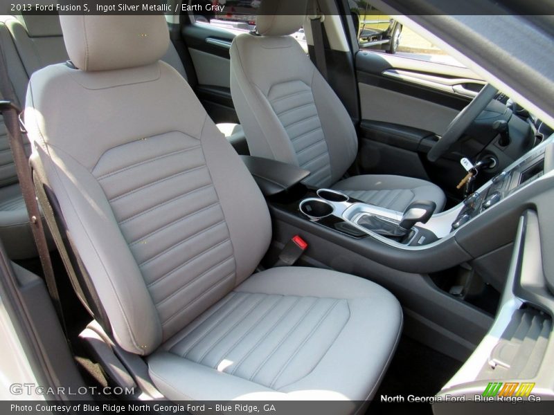 Ingot Silver Metallic / Earth Gray 2013 Ford Fusion S
