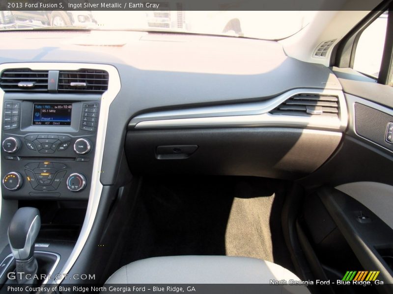 Ingot Silver Metallic / Earth Gray 2013 Ford Fusion S