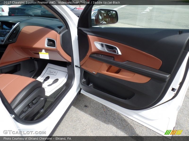 Iridescent Pearl Tricoat / Saddle Up/Jet Black 2017 Chevrolet Equinox Premier AWD