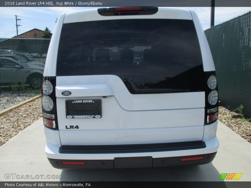 Fuji White / Ebony/Ebony 2016 Land Rover LR4 HSE