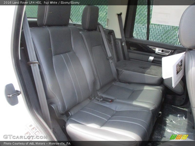 Fuji White / Ebony/Ebony 2016 Land Rover LR4 HSE