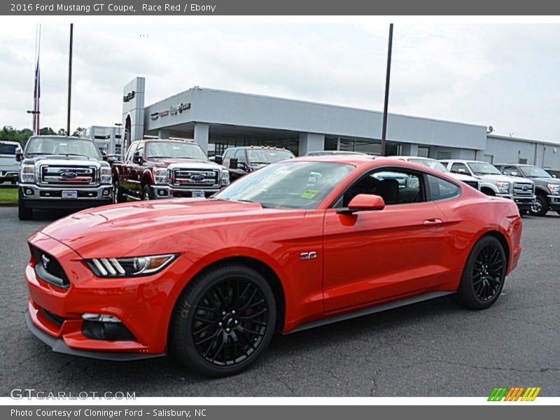Front 3/4 View of 2016 Mustang GT Coupe