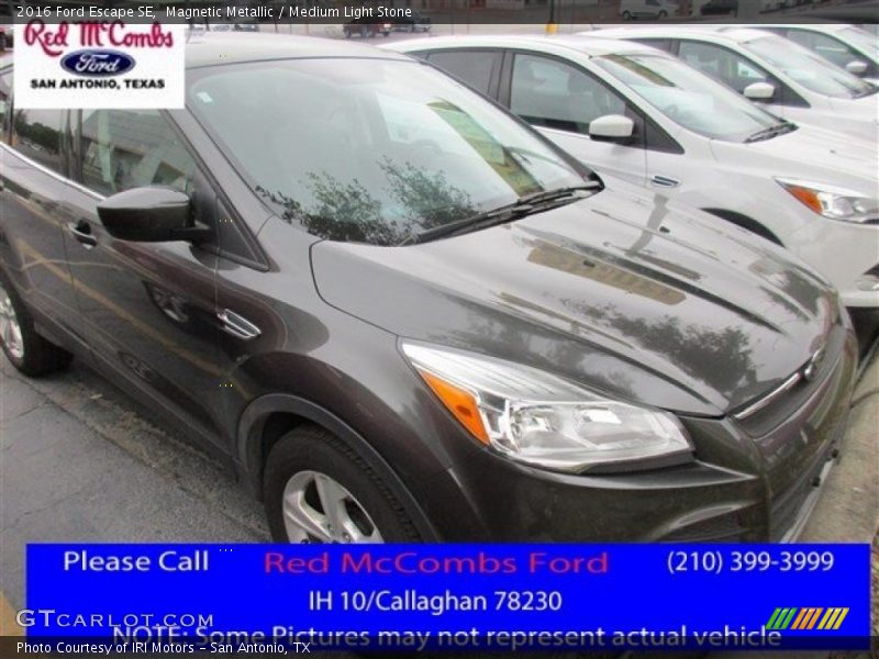 Magnetic Metallic / Medium Light Stone 2016 Ford Escape SE
