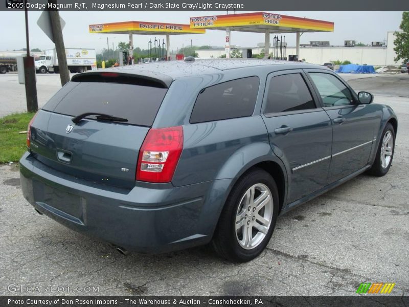 Magnesium Pearl / Dark Slate Gray/Light Graystone 2005 Dodge Magnum R/T