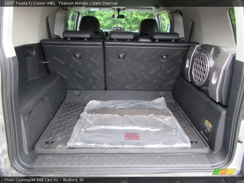 Titanium Metallic / Dark Charcoal 2007 Toyota FJ Cruiser 4WD