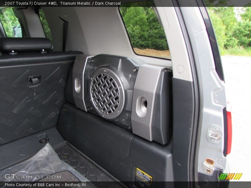 Titanium Metallic / Dark Charcoal 2007 Toyota FJ Cruiser 4WD