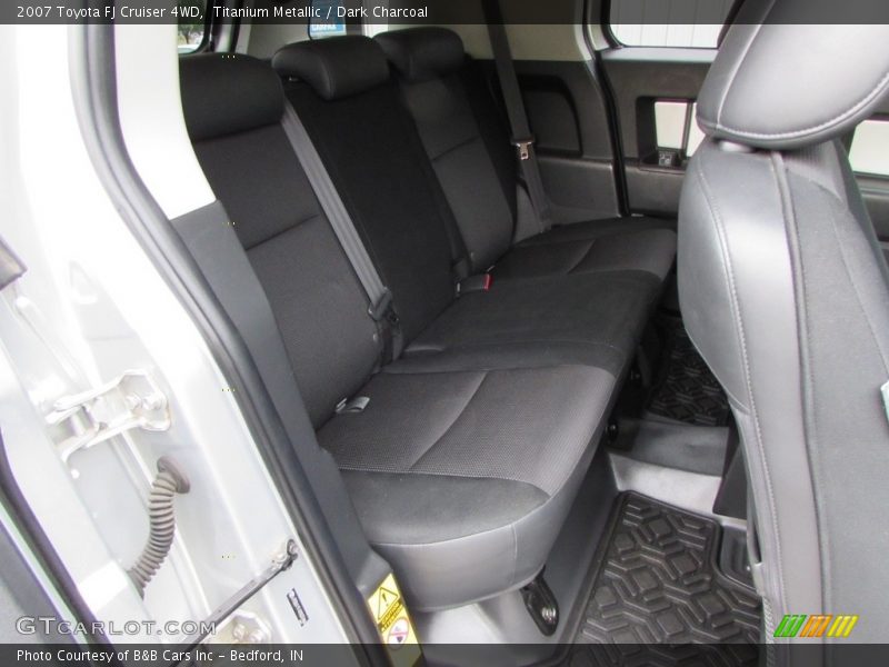 Titanium Metallic / Dark Charcoal 2007 Toyota FJ Cruiser 4WD
