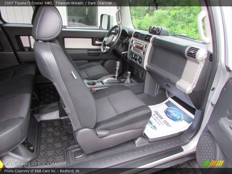 Titanium Metallic / Dark Charcoal 2007 Toyota FJ Cruiser 4WD