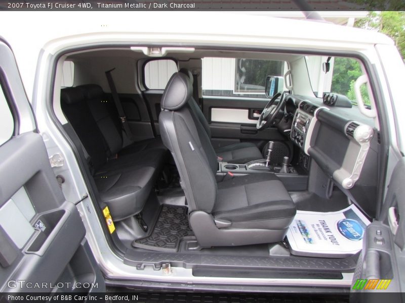 Titanium Metallic / Dark Charcoal 2007 Toyota FJ Cruiser 4WD