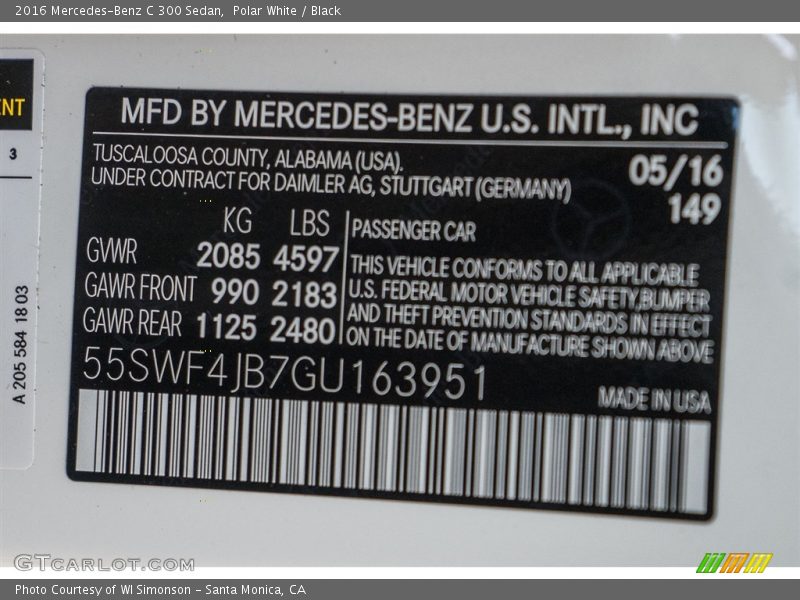 Polar White / Black 2016 Mercedes-Benz C 300 Sedan