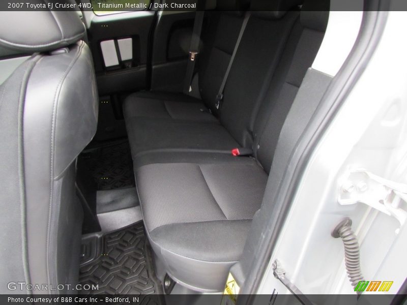 Titanium Metallic / Dark Charcoal 2007 Toyota FJ Cruiser 4WD