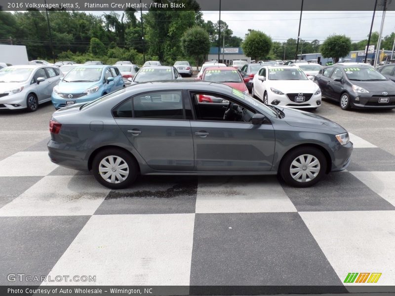 Platinum Grey Metallic / Titan Black 2016 Volkswagen Jetta S