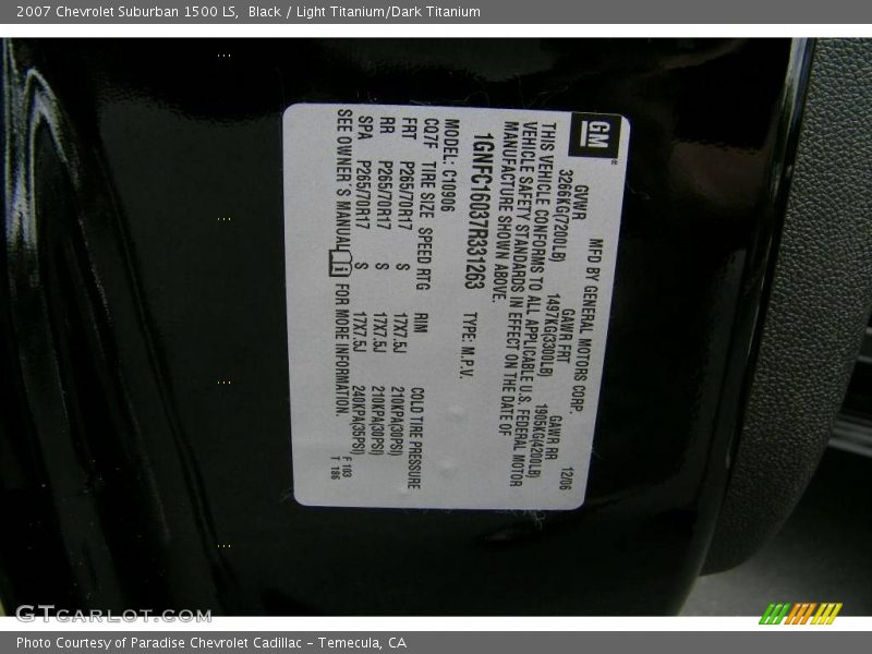 Black / Light Titanium/Dark Titanium 2007 Chevrolet Suburban 1500 LS