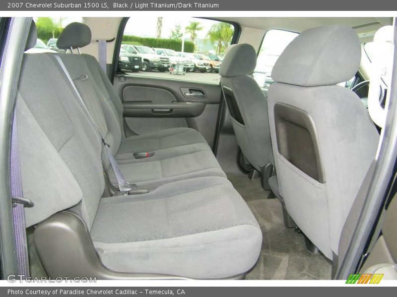 Black / Light Titanium/Dark Titanium 2007 Chevrolet Suburban 1500 LS