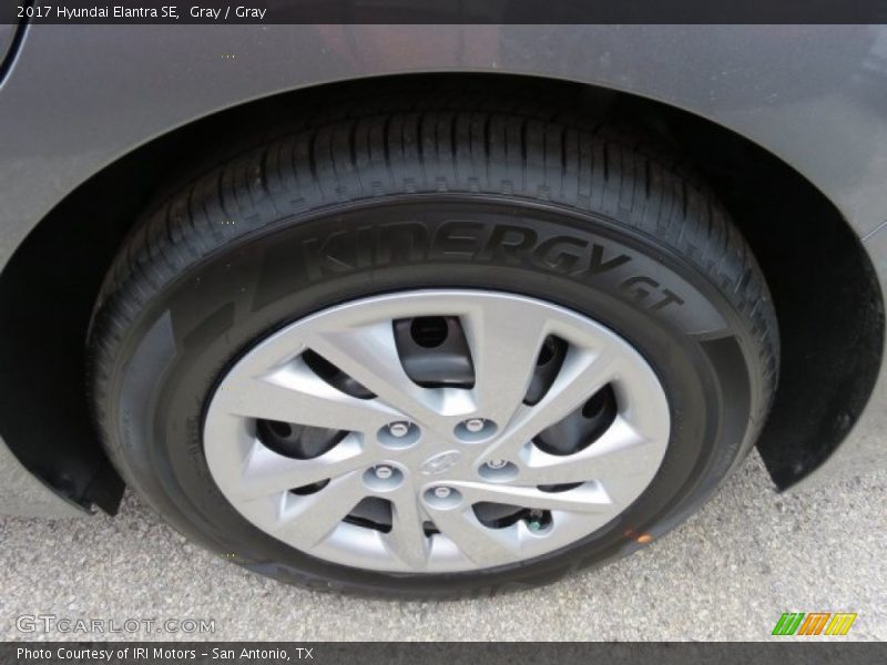 Gray / Gray 2017 Hyundai Elantra SE