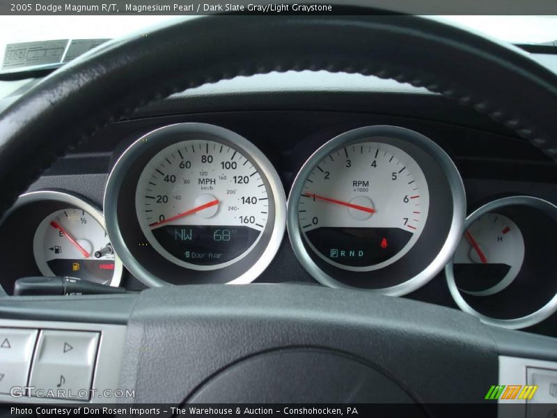 Magnesium Pearl / Dark Slate Gray/Light Graystone 2005 Dodge Magnum R/T