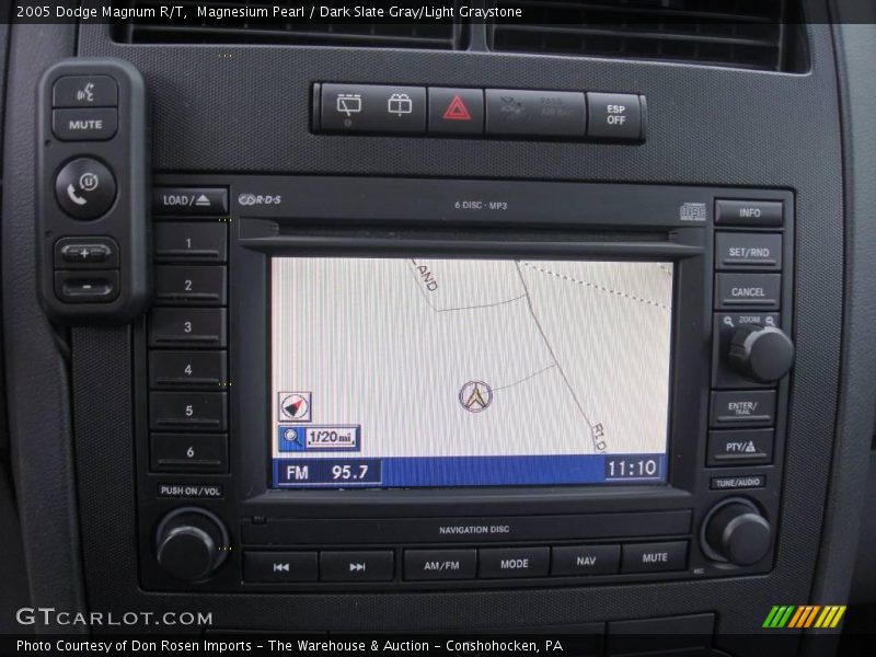 Magnesium Pearl / Dark Slate Gray/Light Graystone 2005 Dodge Magnum R/T