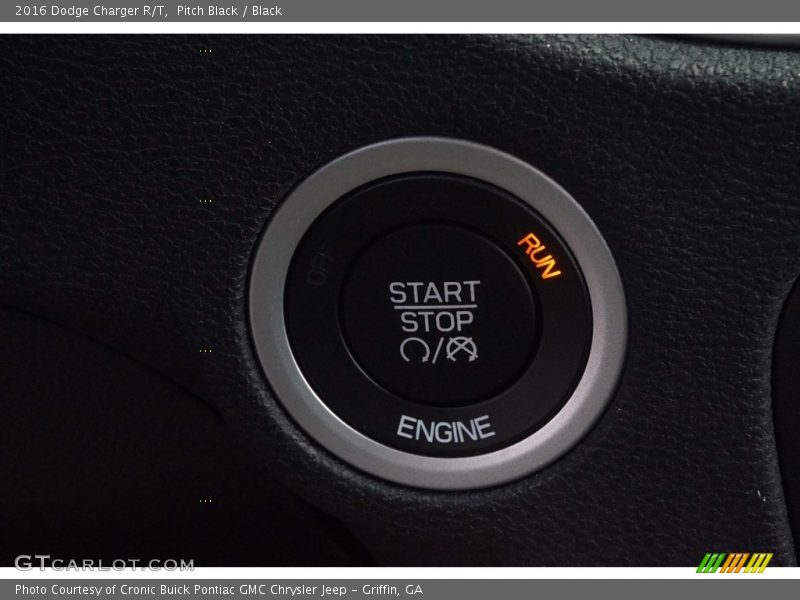 Pitch Black / Black 2016 Dodge Charger R/T