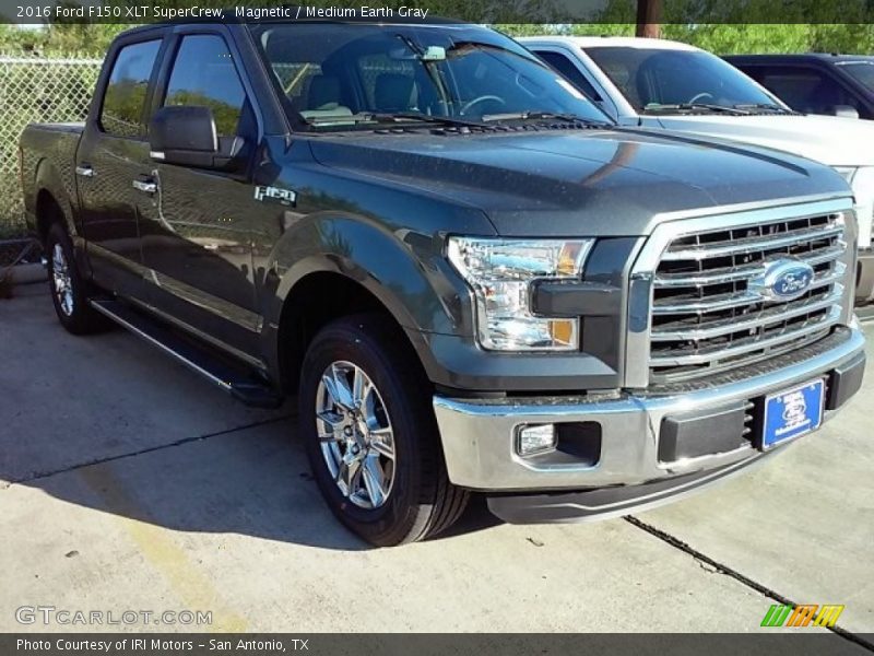 Magnetic / Medium Earth Gray 2016 Ford F150 XLT SuperCrew