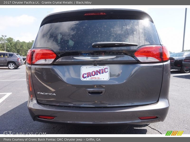 Granite Crystal Metallic / Black/Alloy 2017 Chrysler Pacifica LX