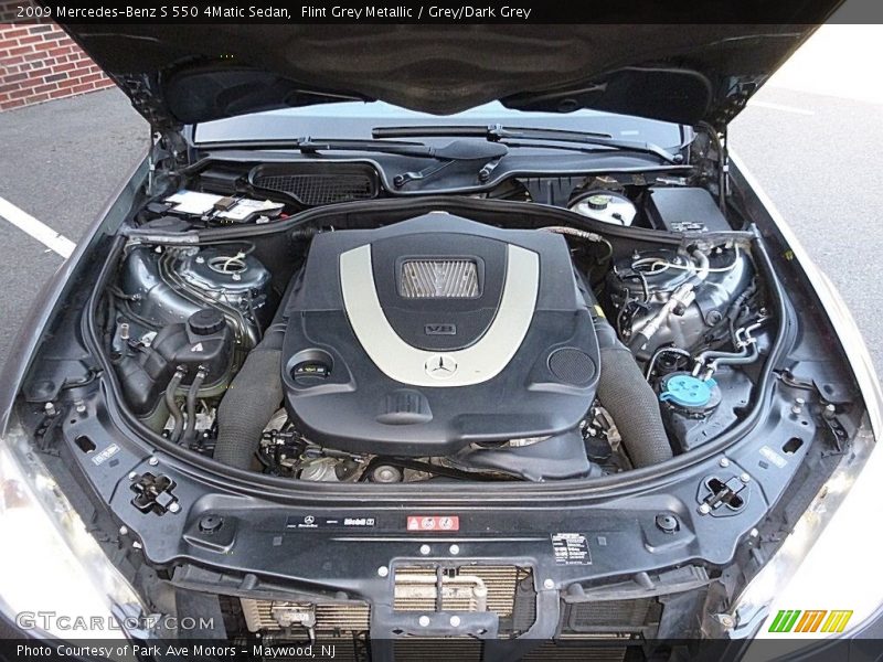 Flint Grey Metallic / Grey/Dark Grey 2009 Mercedes-Benz S 550 4Matic Sedan