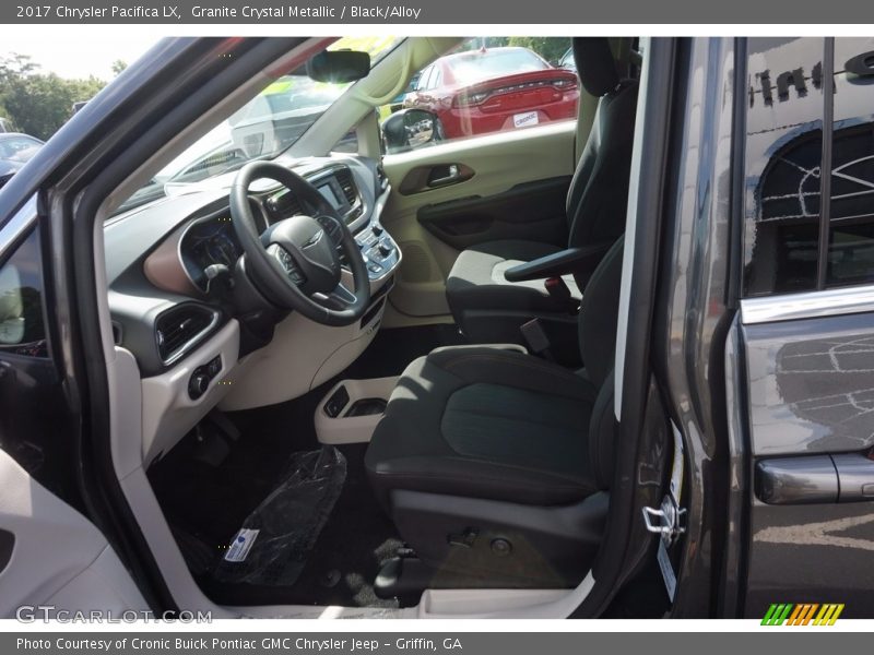 Granite Crystal Metallic / Black/Alloy 2017 Chrysler Pacifica LX