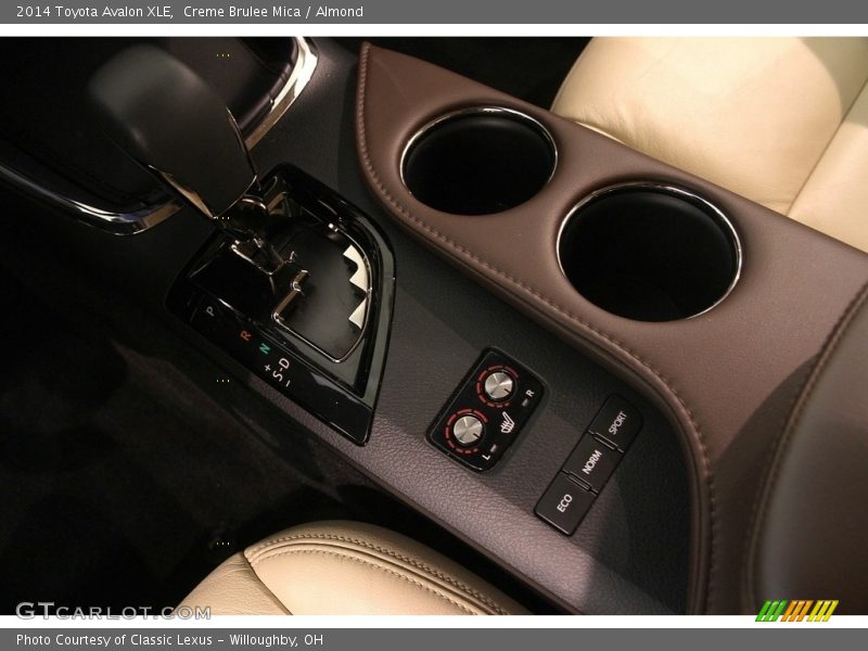 Creme Brulee Mica / Almond 2014 Toyota Avalon XLE