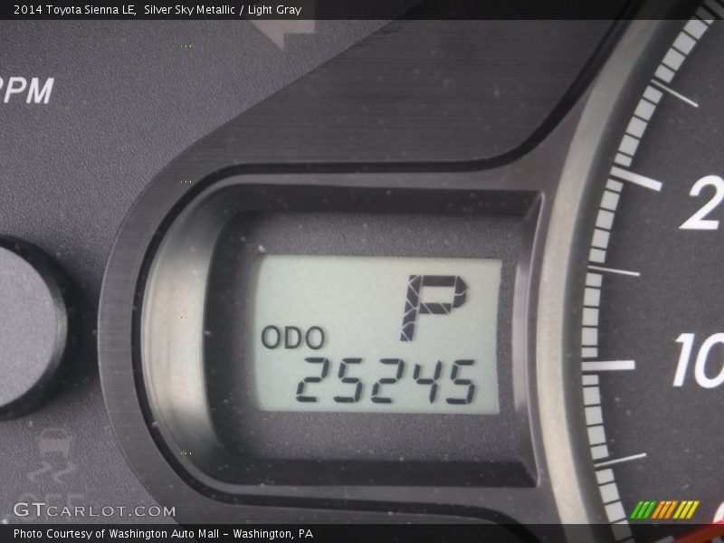 Silver Sky Metallic / Light Gray 2014 Toyota Sienna LE