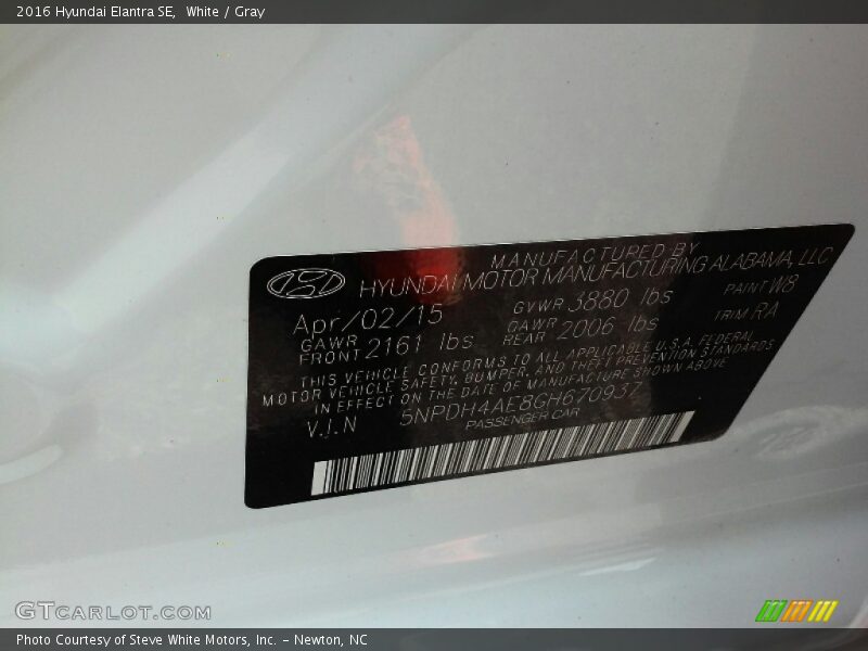 White / Gray 2016 Hyundai Elantra SE
