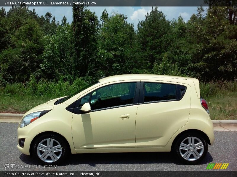 Lemonade / Yellow/Yellow 2014 Chevrolet Spark LT