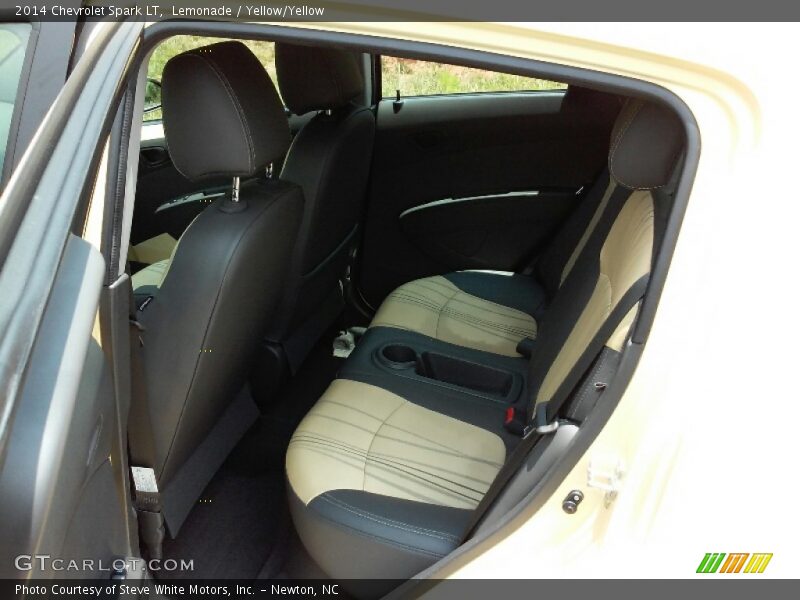 Lemonade / Yellow/Yellow 2014 Chevrolet Spark LT