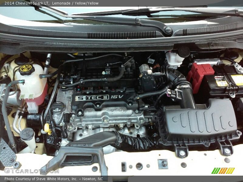 Lemonade / Yellow/Yellow 2014 Chevrolet Spark LT
