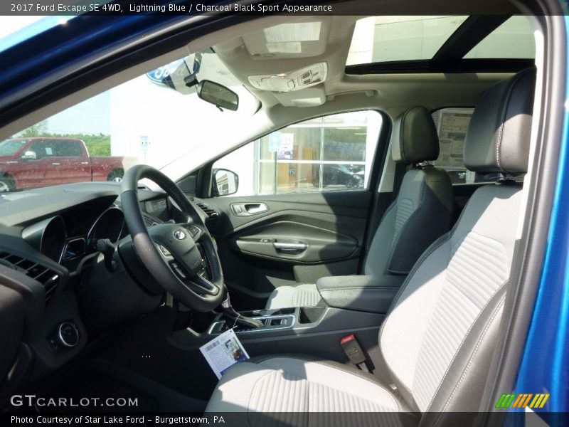 Lightning Blue / Charcoal Black Sport Appearance 2017 Ford Escape SE 4WD