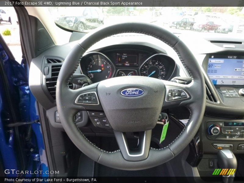Lightning Blue / Charcoal Black Sport Appearance 2017 Ford Escape SE 4WD